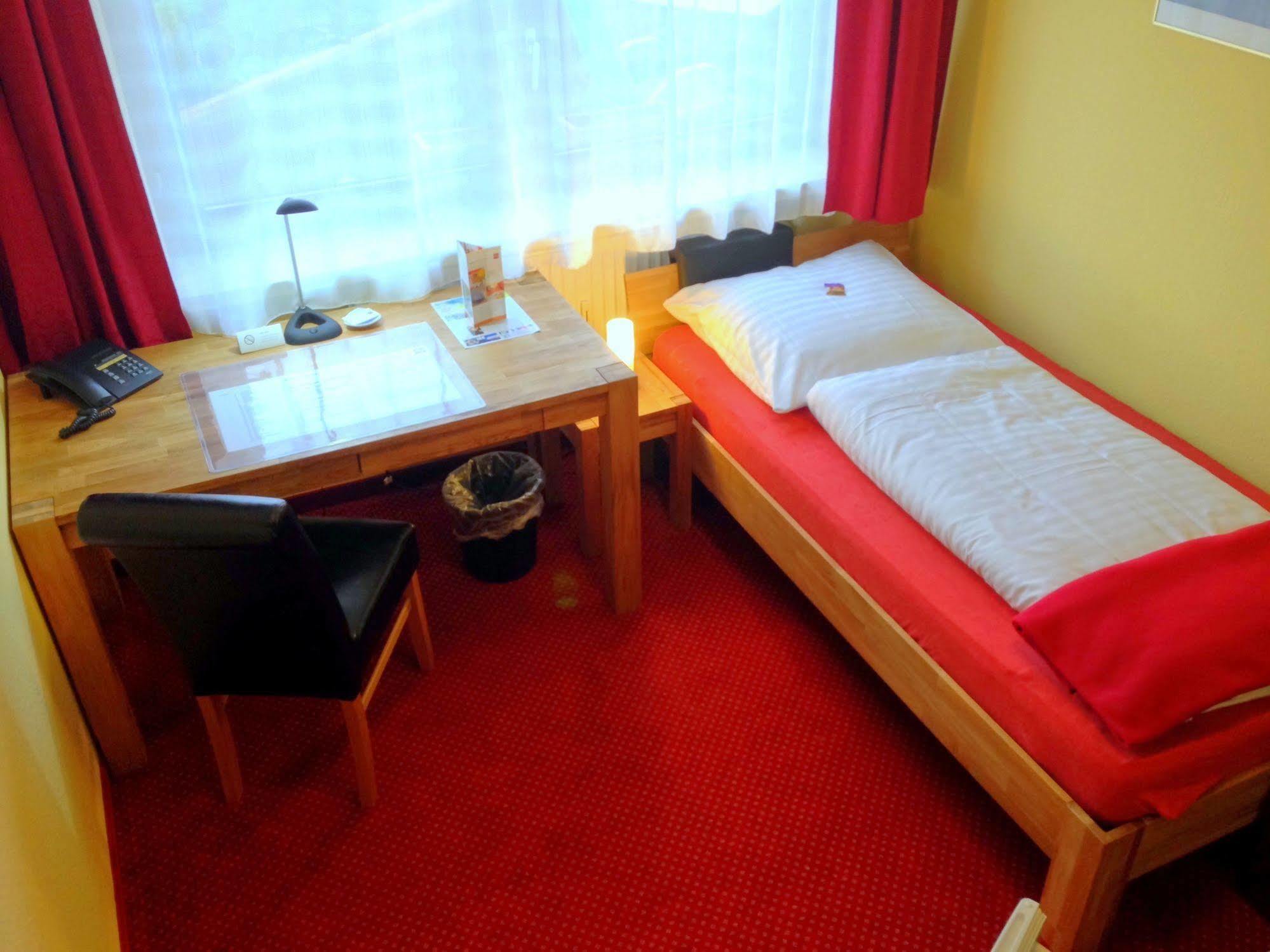 Hotel Marktterrassen Hennef  Extérieur photo